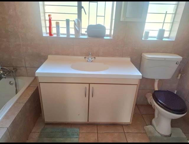 4 BEDROOM HOUSE FOR SALE IN GLEN HARVIE